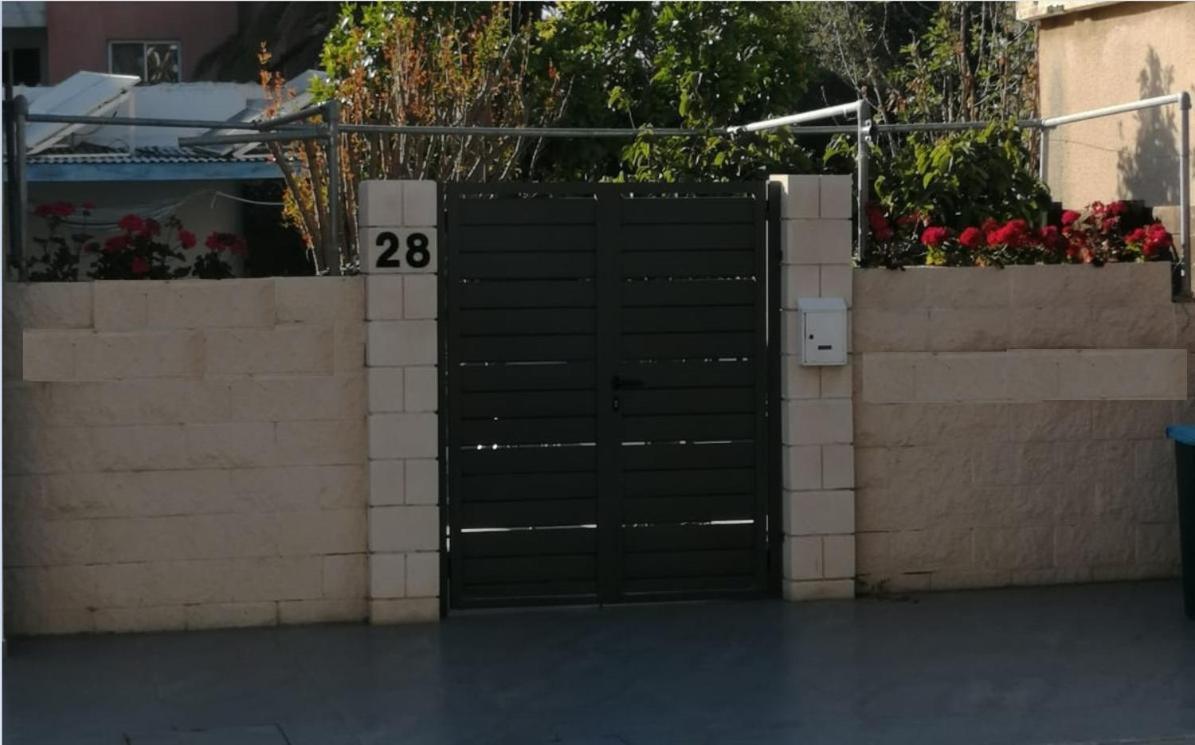 Alekas Pool And Garden Home Paphos Exterior foto